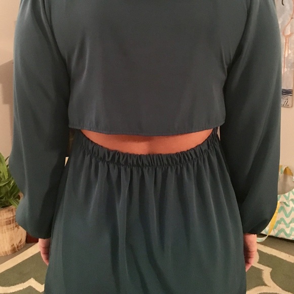 ⬇️Boutique Open Back Teal Party Dress, worn once! - Picture 8 of 8