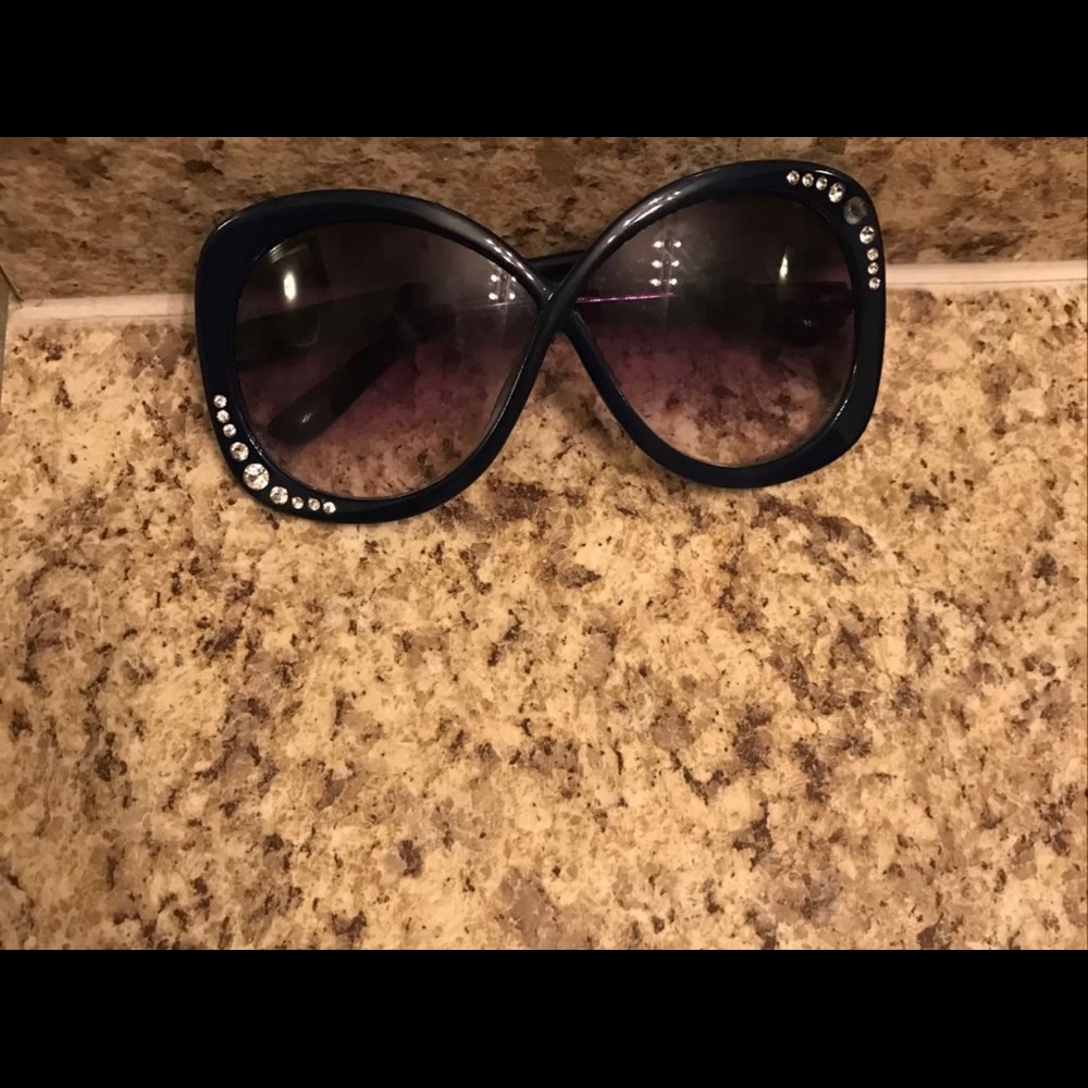Women sunglasses