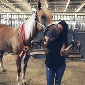 Meet your Posher, Kendall