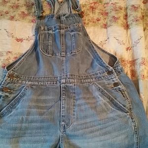 American eagle short overalls