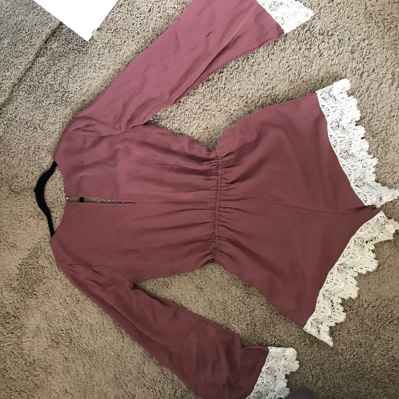 Mauve/pink long sleeve romper - Picture 3 of 3