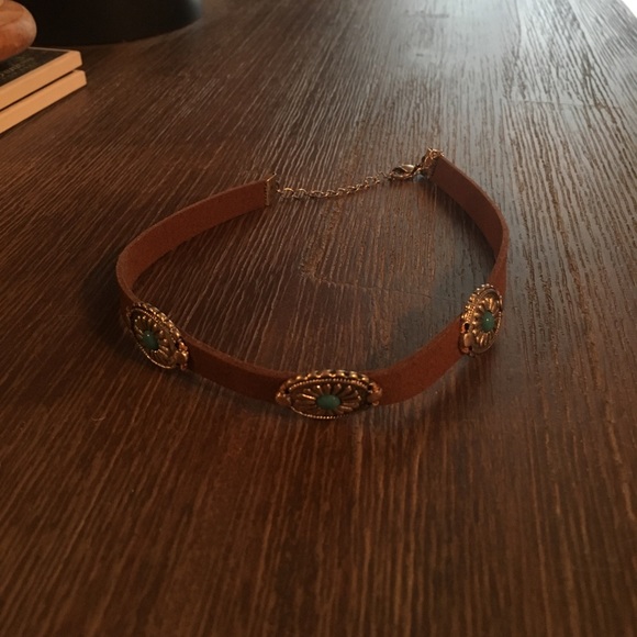 Choker - Picture 2 of 2