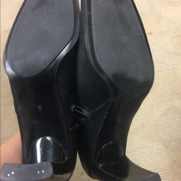 Black leather ankle boots - Picture 7 of 7