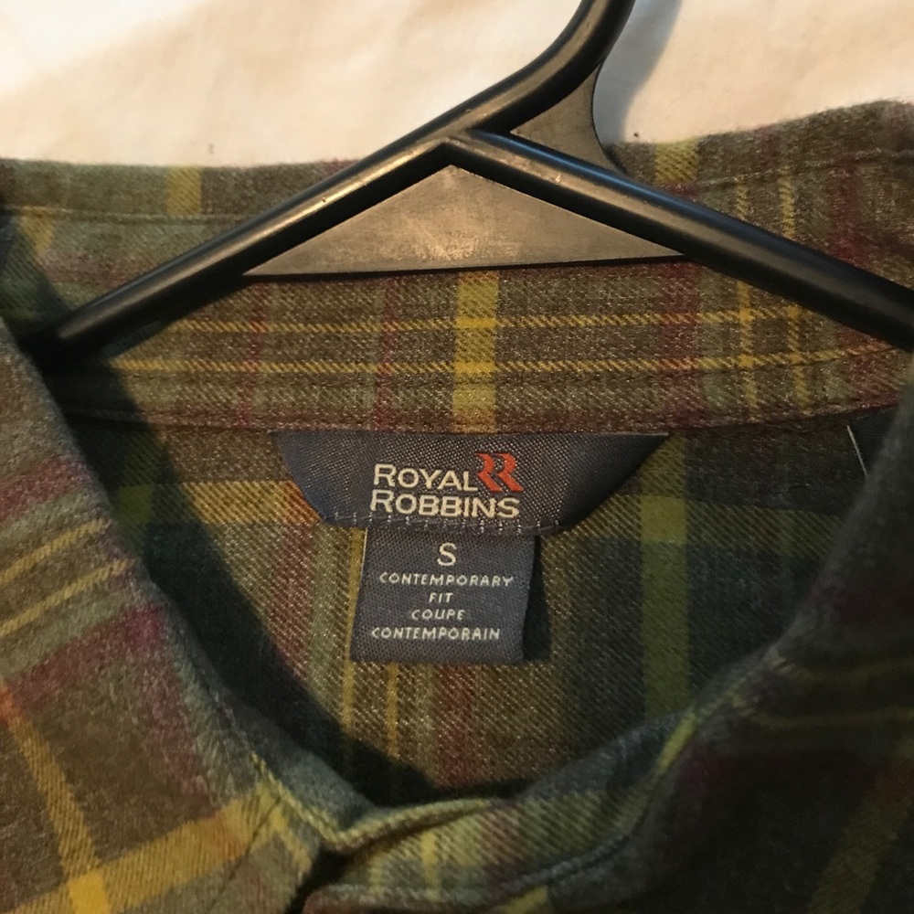 Royal Robbins UPF protectant button up.