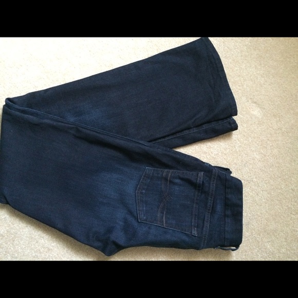 Lucky Jeans 27 - Picture 2 of 3