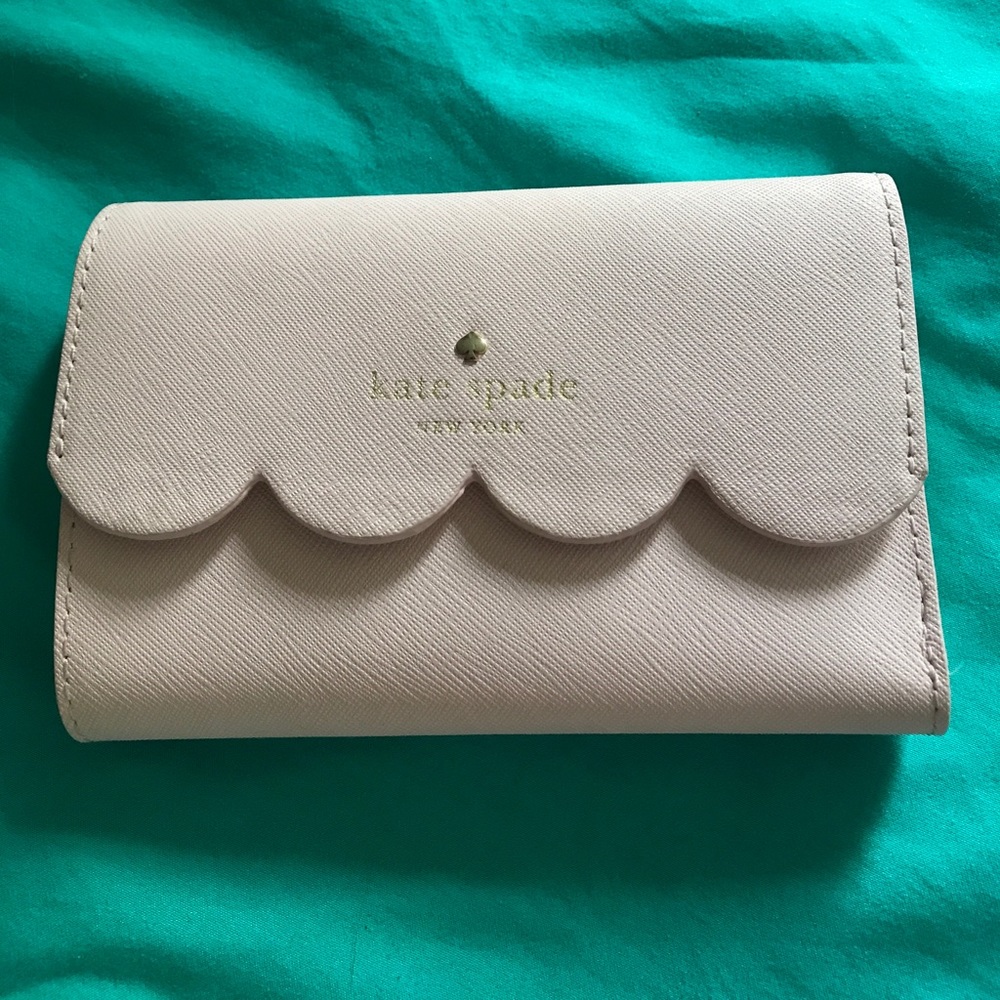 Kate spade Lilly avenue Wallet