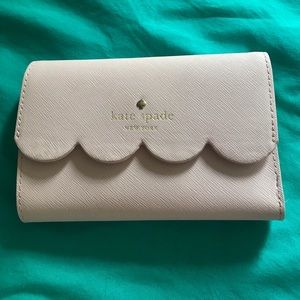 Kate spade Lilly avenue Wallet