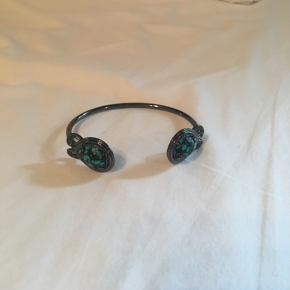 Kendra Scott bracelet