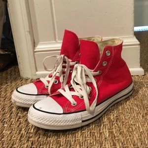 ❤️RED HIGH TOPS❤️