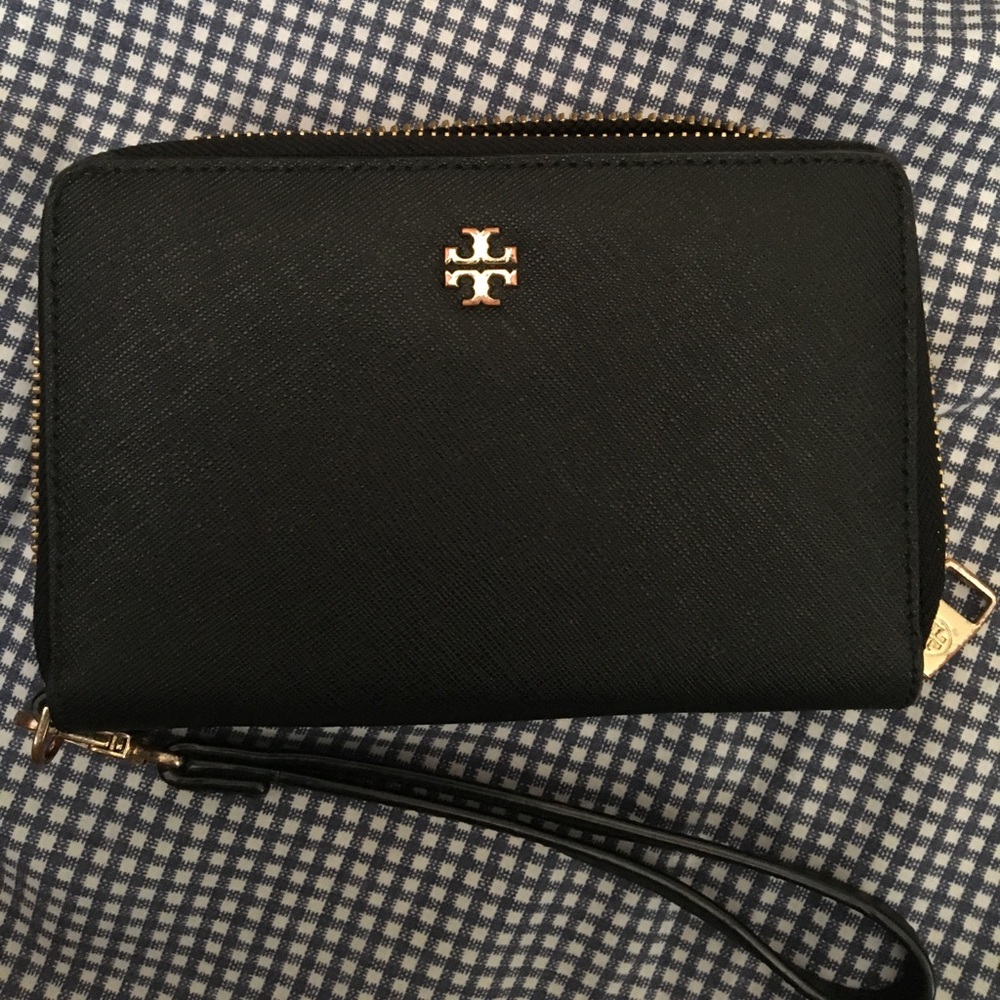 Tory burch smartphone wristlet