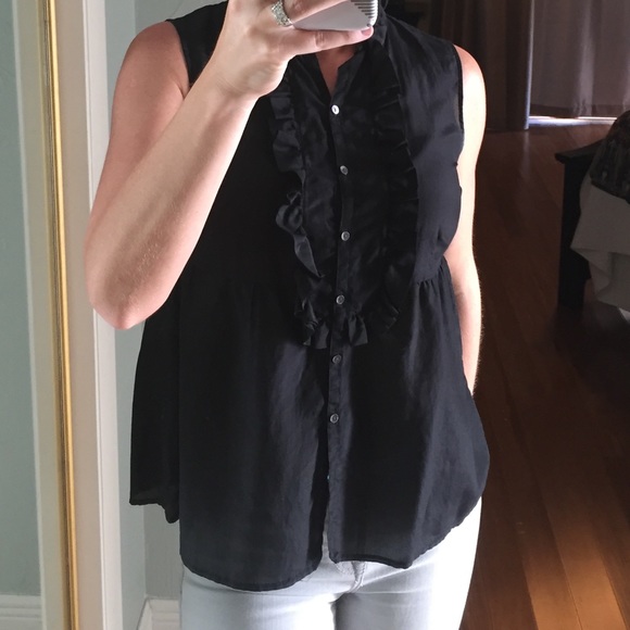 Sleeveless Ruffle Top - Picture 2 of 4