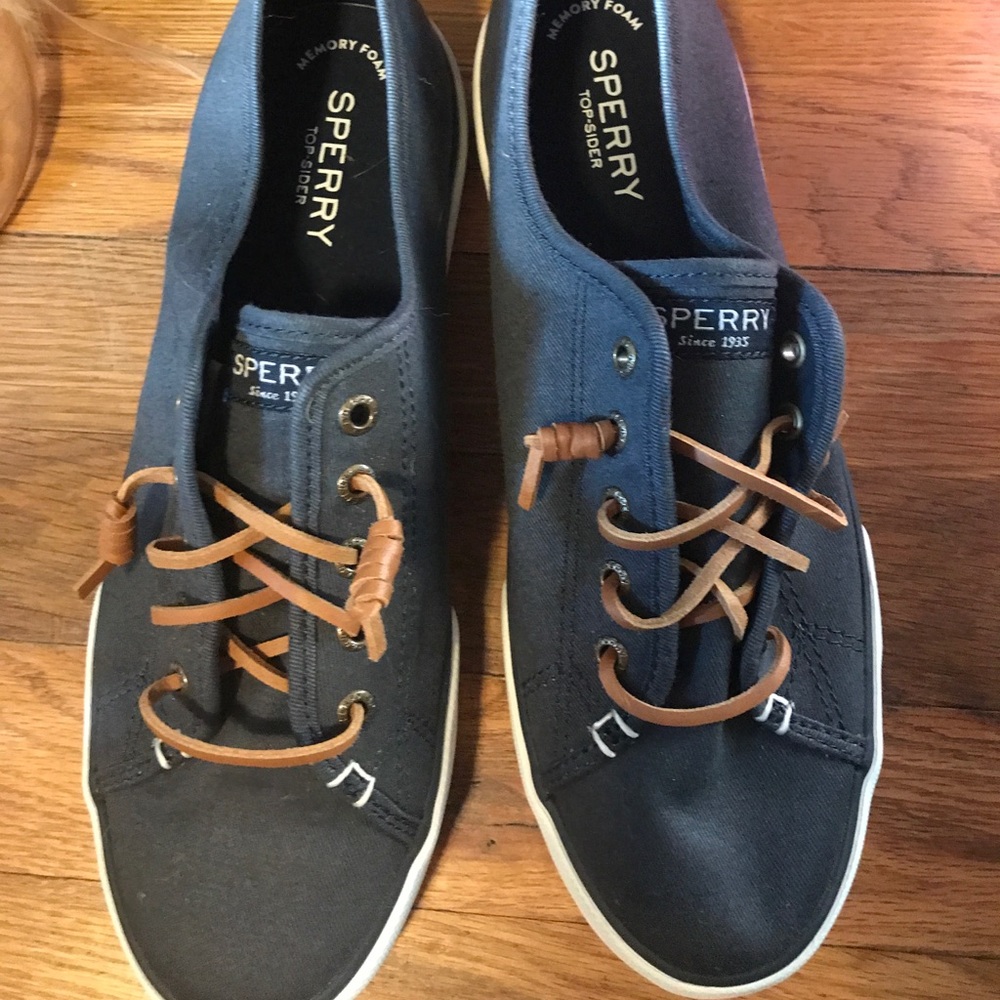 Boat shoes