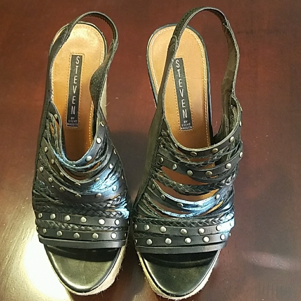 Steve Madden wedges