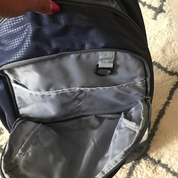 Under Armor Storm Hustle II Backpack - Picture 6 of 6