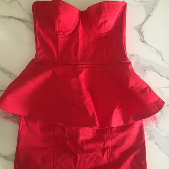 H&M Red Bustier Peplum Dress - Picture 3 of 6