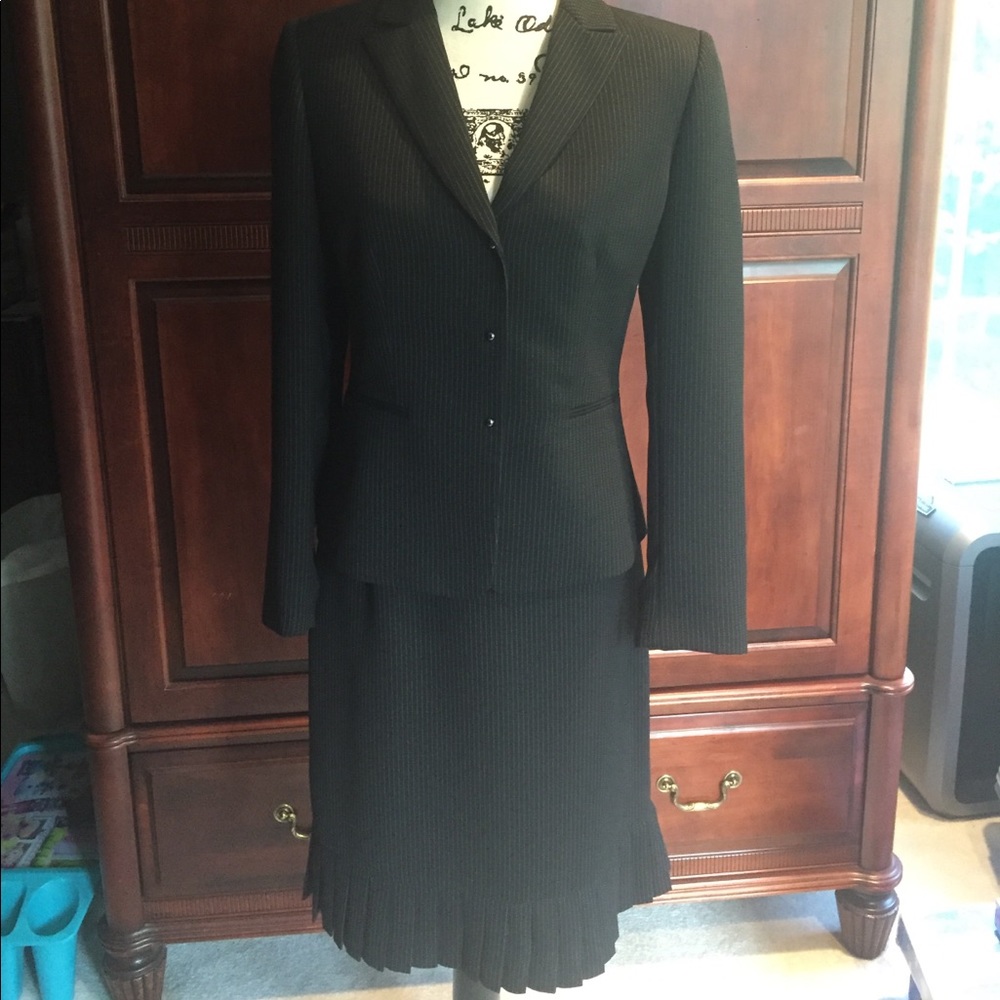 Tahari pinstripe suit