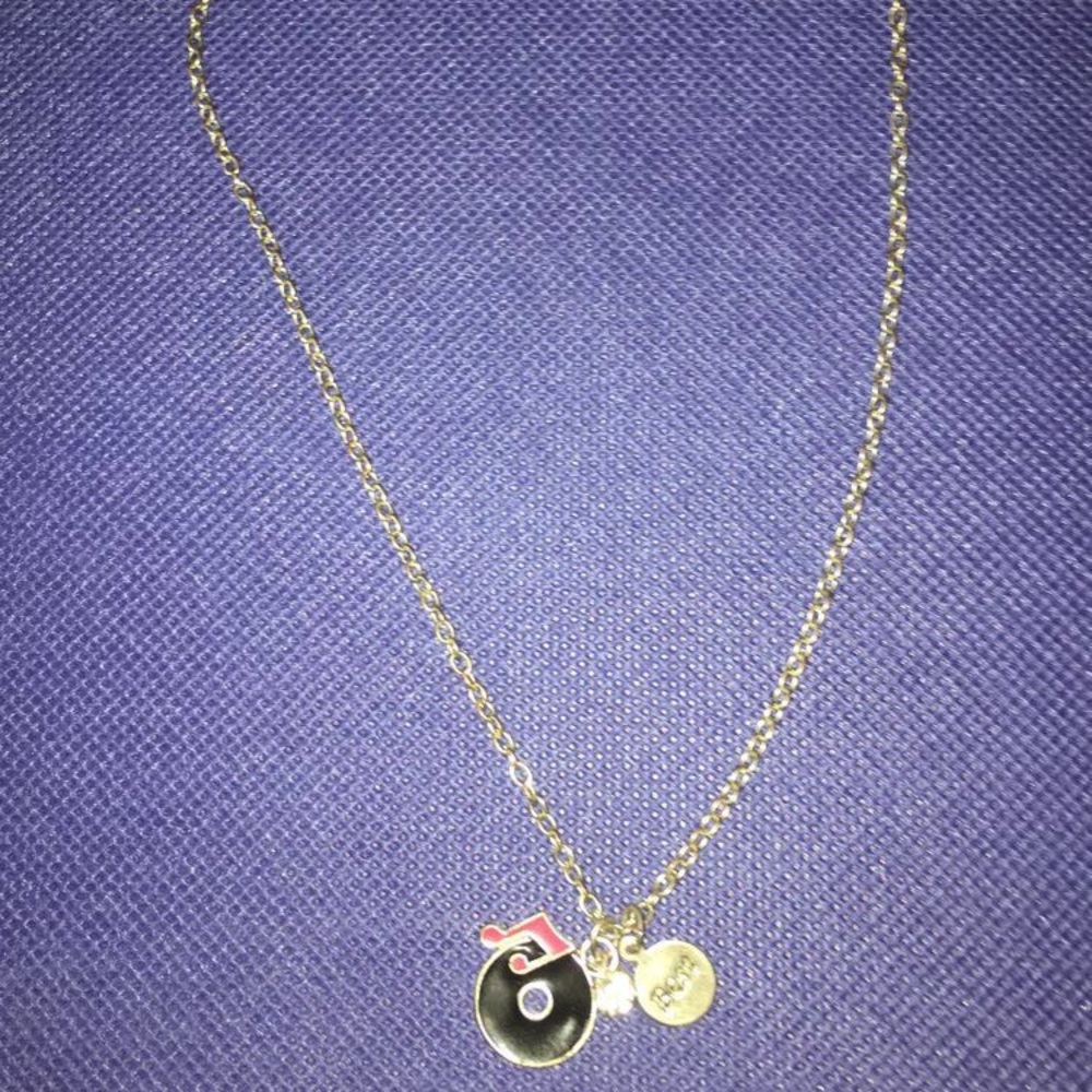 Claires necklace