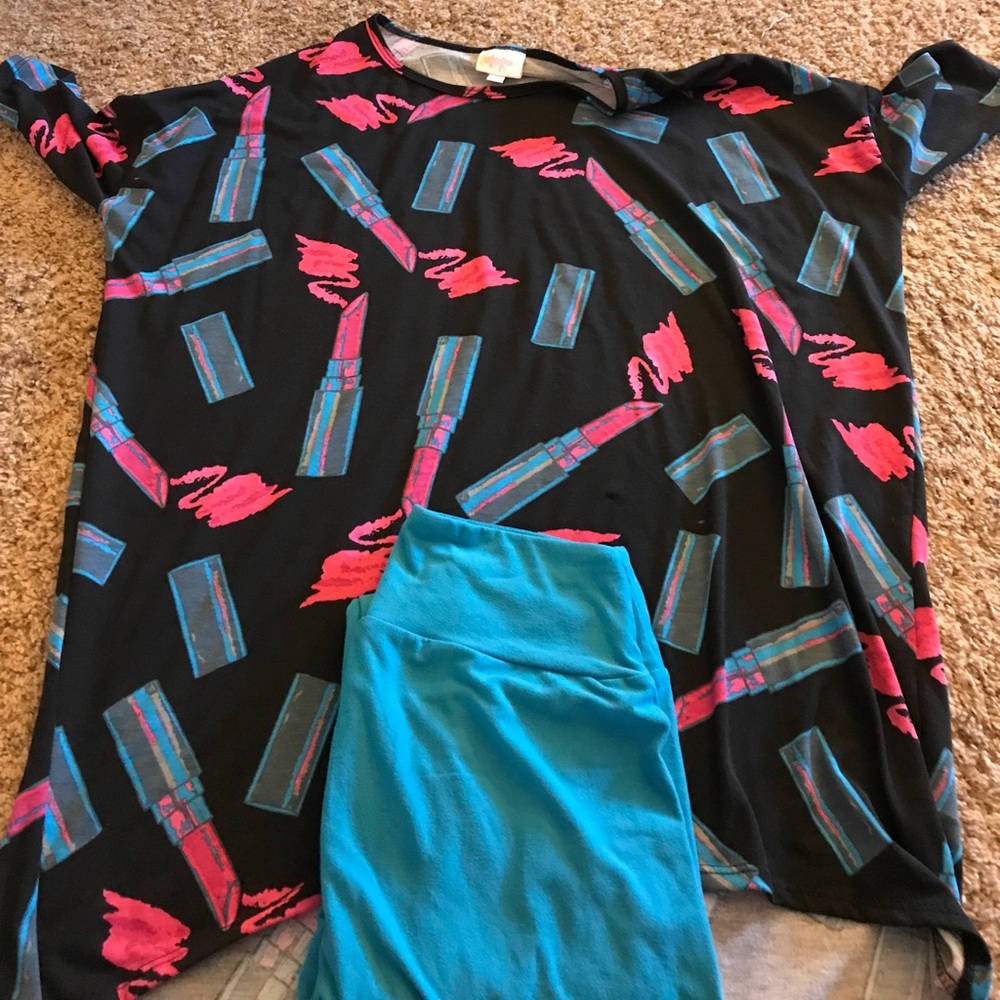 Lularoe Leggings and Erma