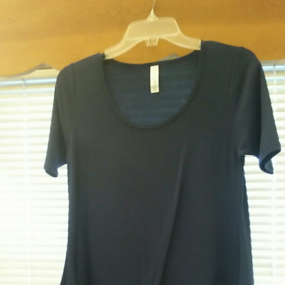 LuLaRoe Perfect Tee