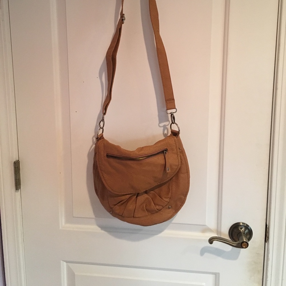 Mark Tan Satchel