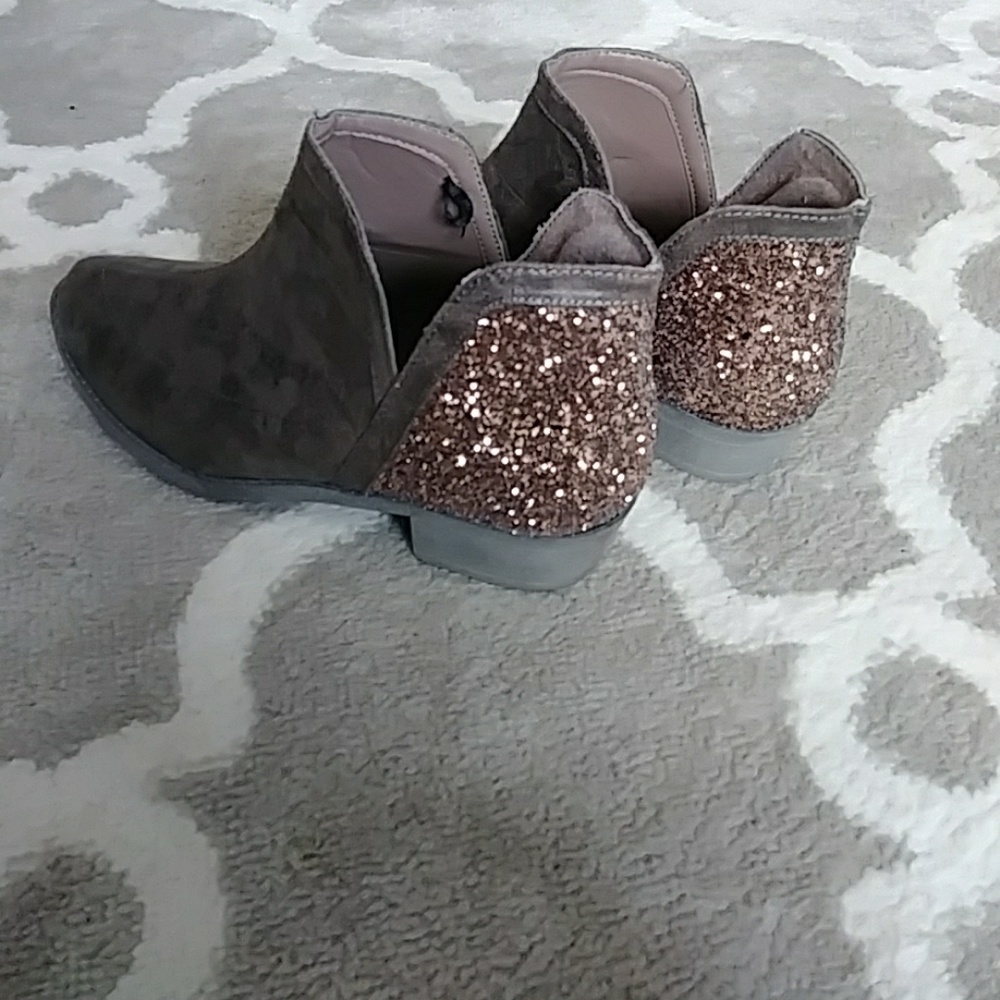 Justice ankle glitter back boots - Picture 3 of 4