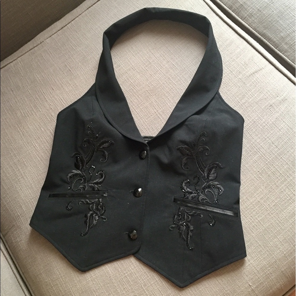 Black Vast by Guess.