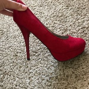 8.5 red high heels