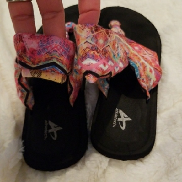 💖5 for $25💖Athletech Zailey Yoga Mat Sandals 5/6 - Picture 3 of 7