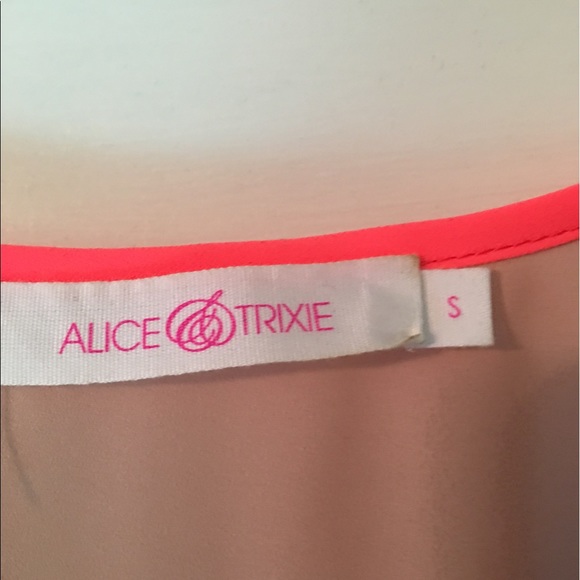 Alice and Trixie Batwing tan blouse w/ Neon Coral - Picture 3 of 6