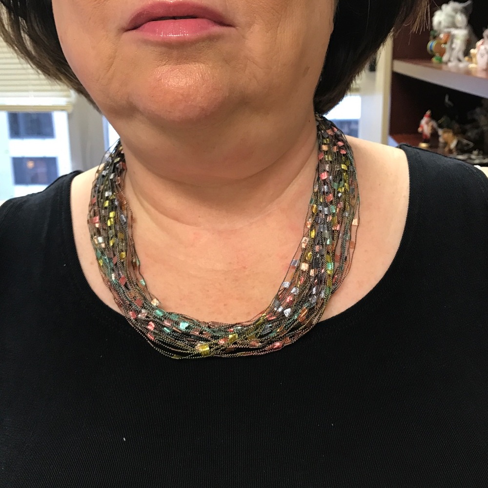 Costume jewelry necklace