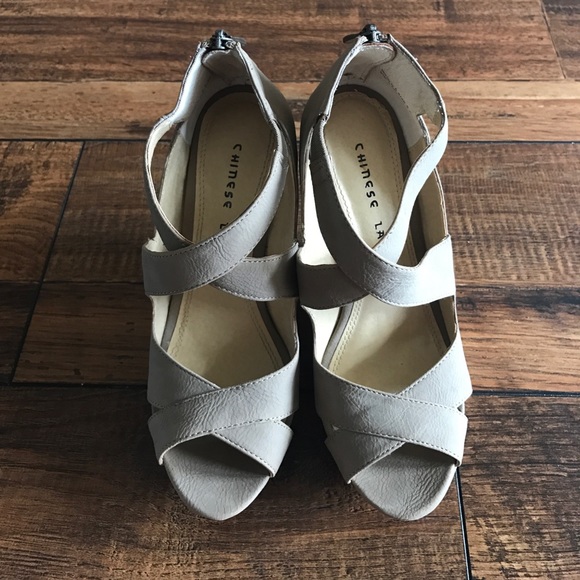 Women's taupe wedge heels. Worn only once. - Picture 2 of 5