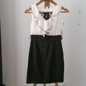 BCX Ruffle V-neck Dress with Empire Waist sz 1