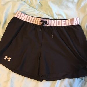 Black under armour workout shorts