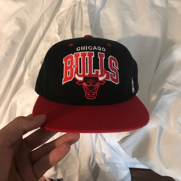 Chicago Bulls Mitchell & Ness SnapBack - Picture 1 of 3