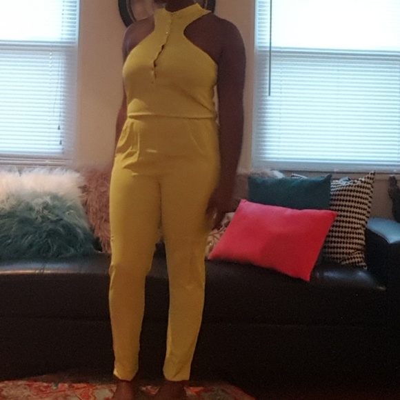 閭ORDER TODAY閭 Yellow Button Down Jumpsuit - Picture 3 of 4