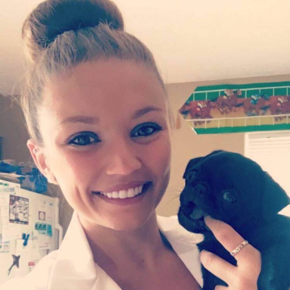 Meet your Posher, Ashley