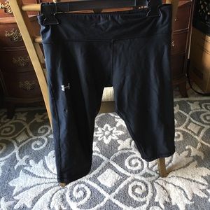 Under armor capris