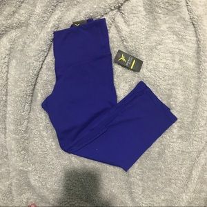 NWT Crop leggings Old Navy
