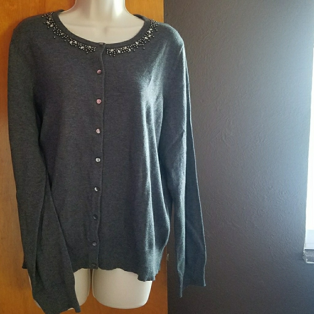 ANN TAYLOR BUTTON UP CARDIGAN 🖤