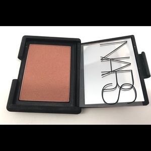 Nars Blush in Lovejoy, Shimmering Bronzed Rose