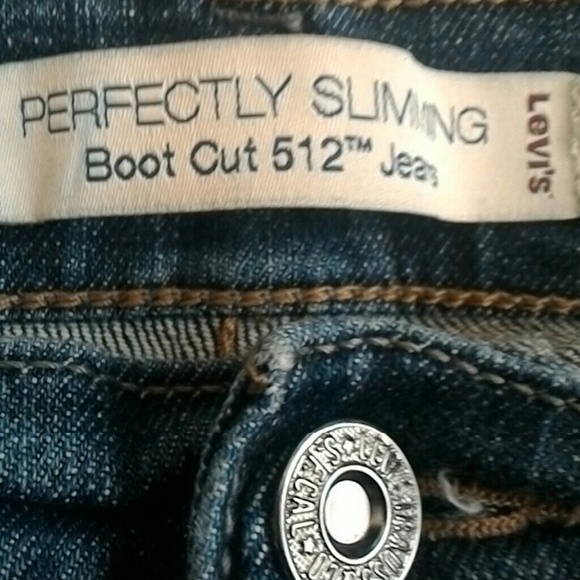 Levi's Perfectly slimming Boot Cut 512 Jeans - Picture 6 of 6