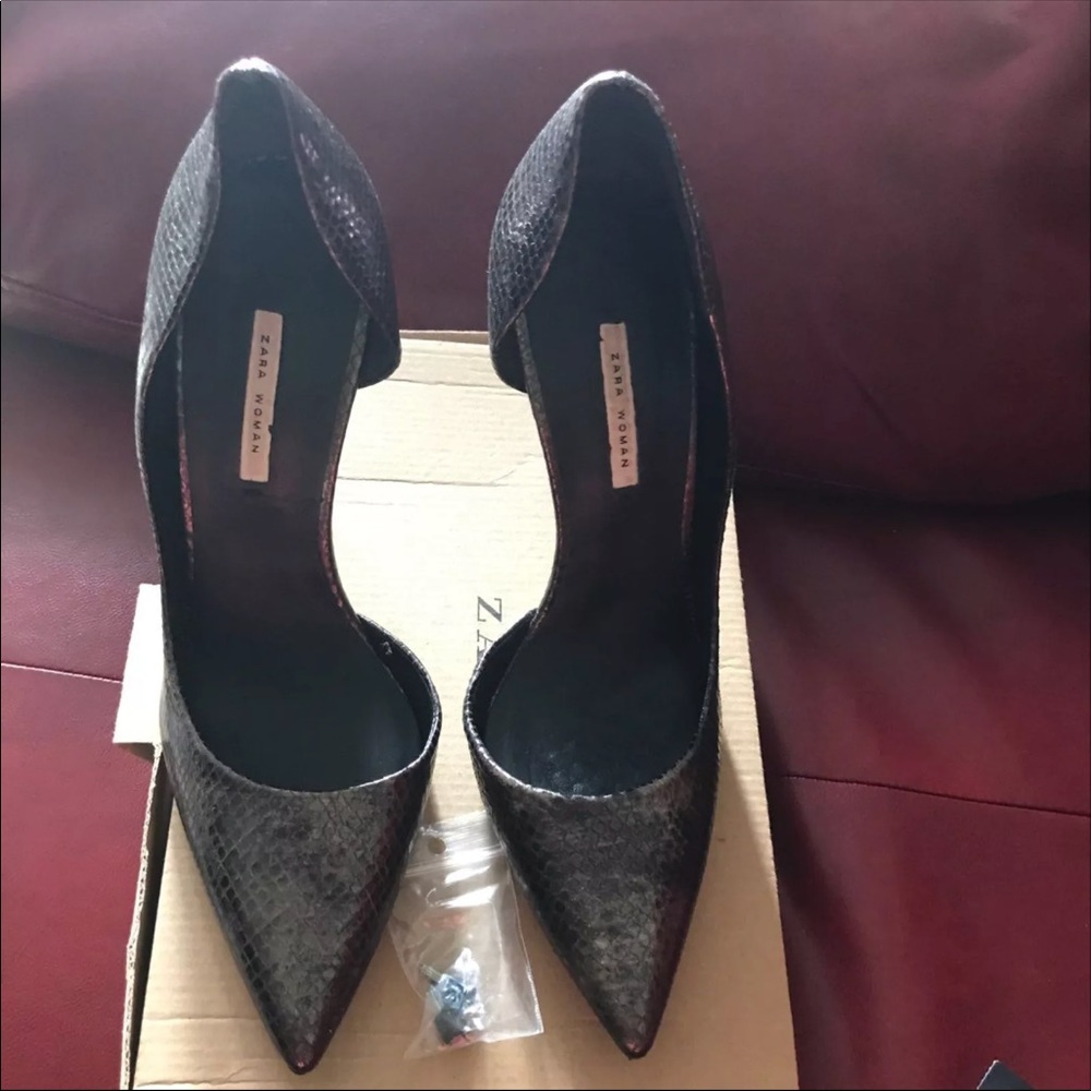 Zara Pumps