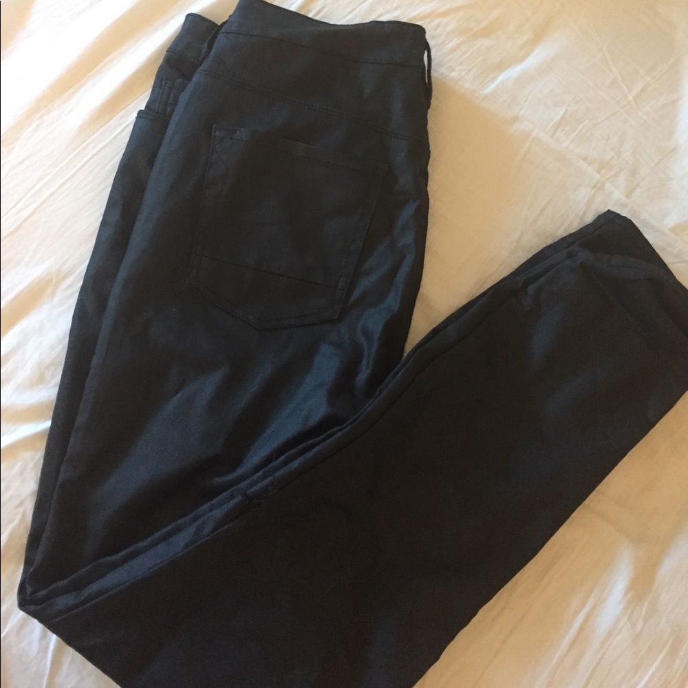 KENDALL + KYLIE JEANS