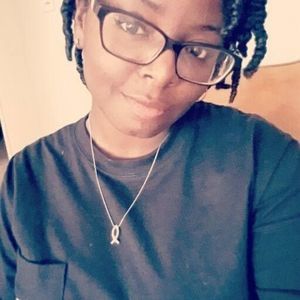 Meet your Posher, Antoinette
