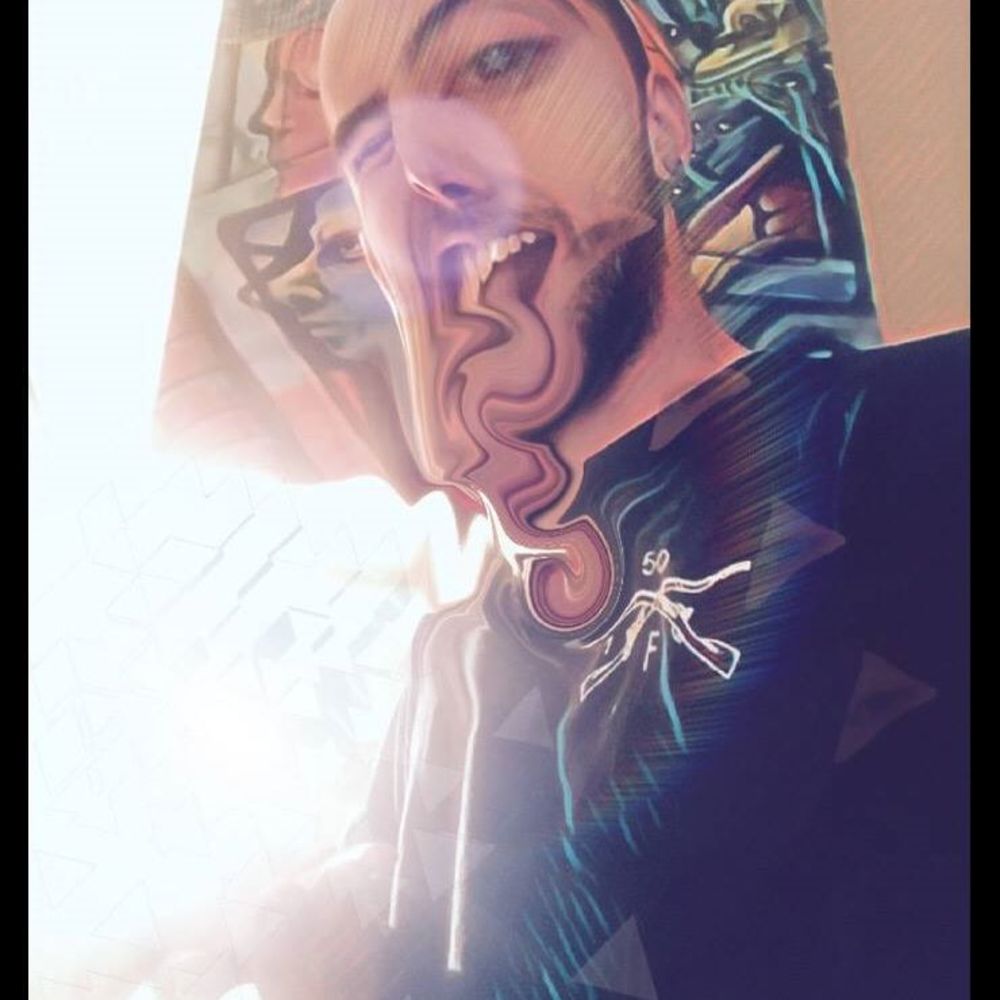 Meet your Posher, Christian