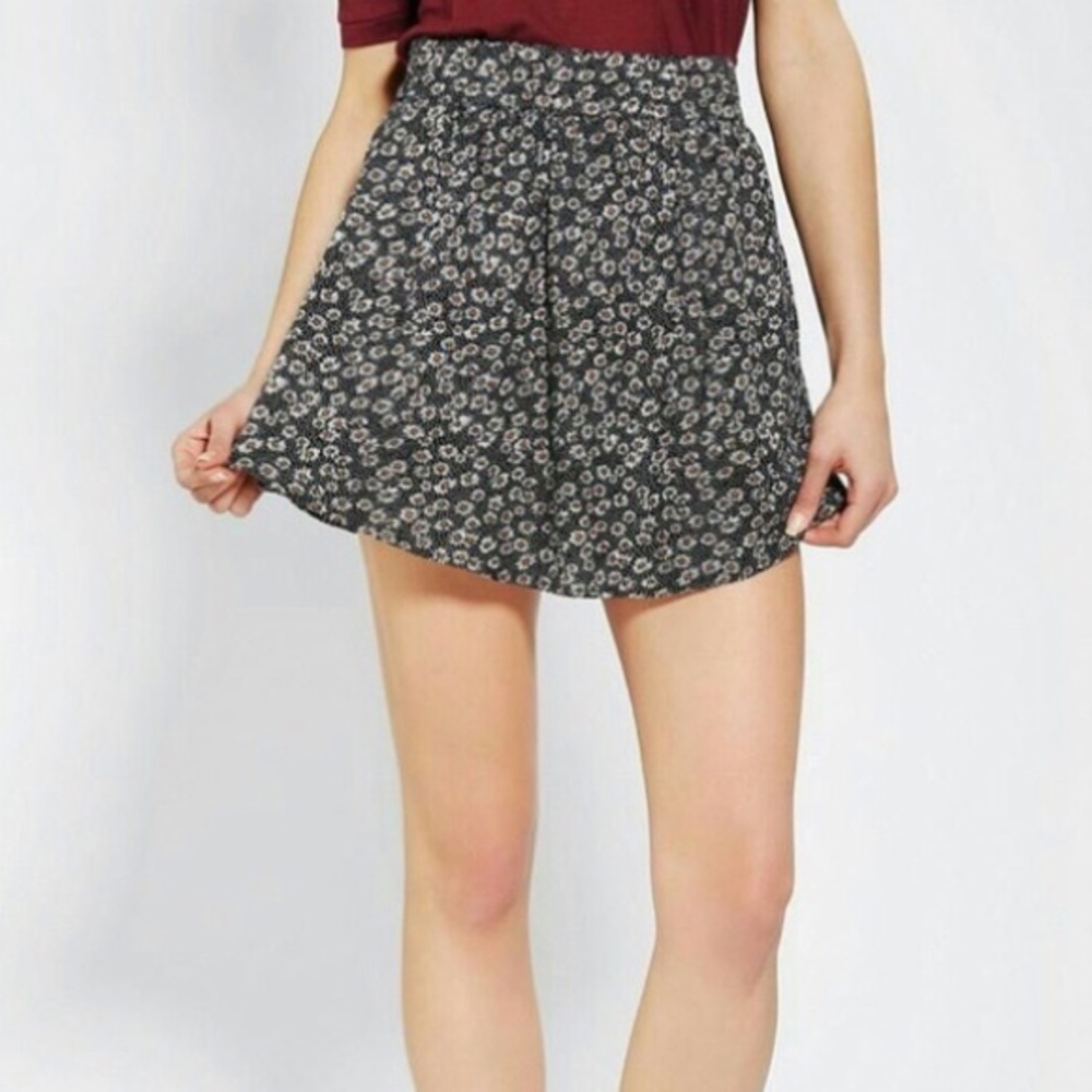 Urban Outfitters Daisy Skirt