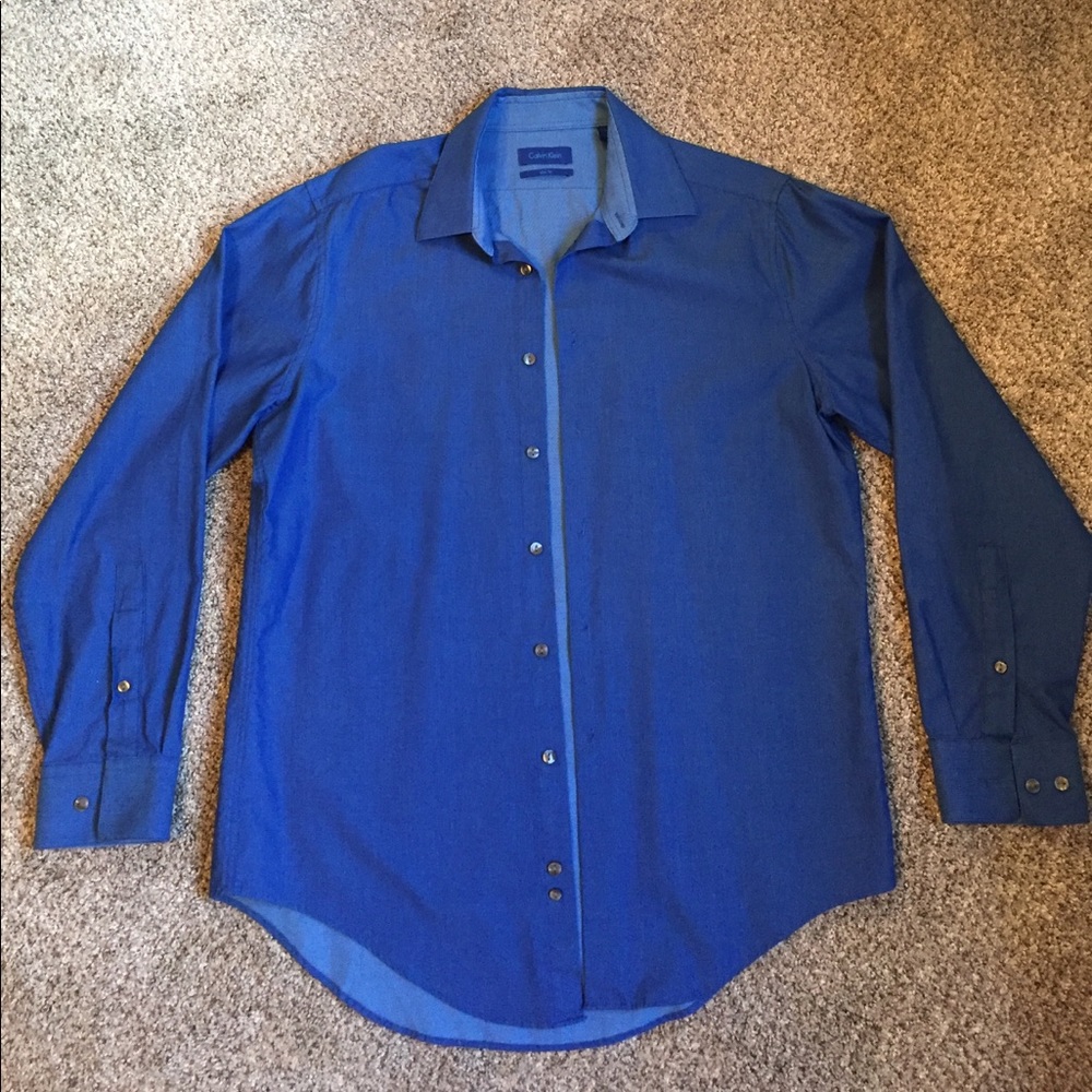 Calvin Klein! slim fit button down dress shirt!!
