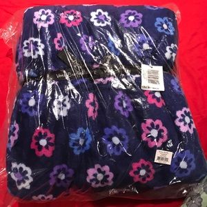 Vera Bradley Throw Blanket in Ellie Flowers