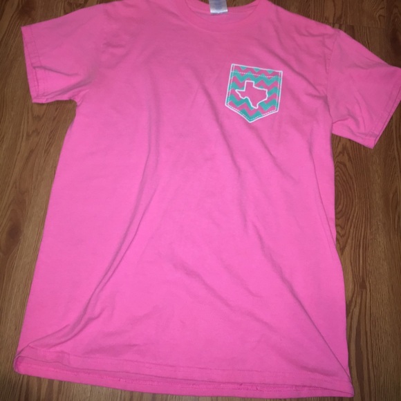 Cute tshirt - Picture 1 of 2