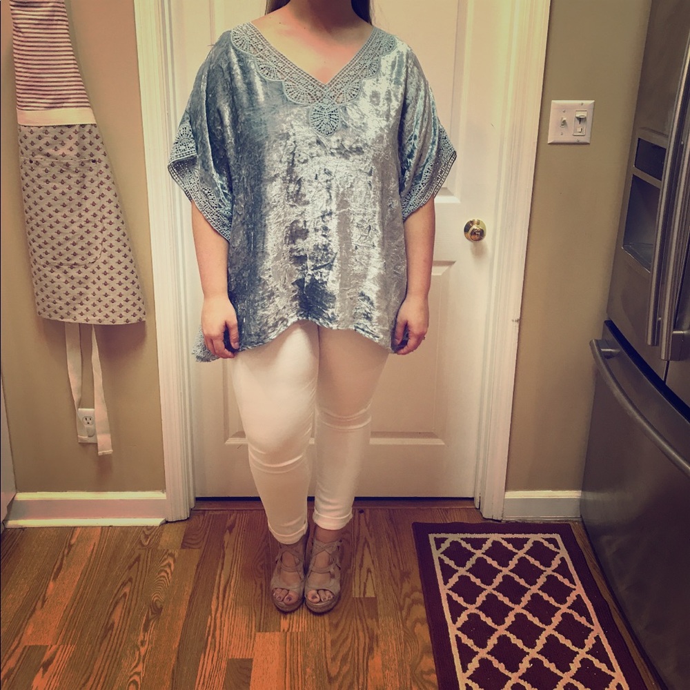 Velvet v-neck tunic